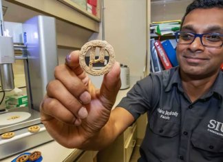 Eat Your Plastic Goy – Scientists Develop ‘Cookies’ Made from Plastic Waste to Feed the Masses