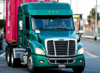 Federal Operation Takes More Than 800 Dangerous Truckers Off US Highways