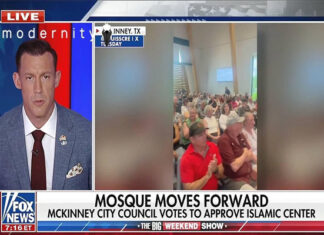 Residents Storm City Council In Texas Over Islamic Center Approval