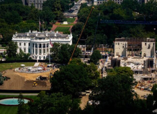 SCOTUS Rules Trump Can Build White House Ballroom, Roberts Joins Dissenting Liberals
