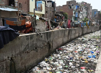 Western Woman Travels To India And Finds The Misery Of Cultural Enrichment