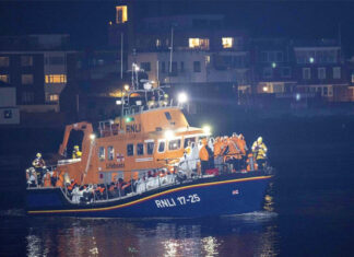 Watch: UK Police Clear Streets Of Entire Town So Migrant Boat Can Offload
